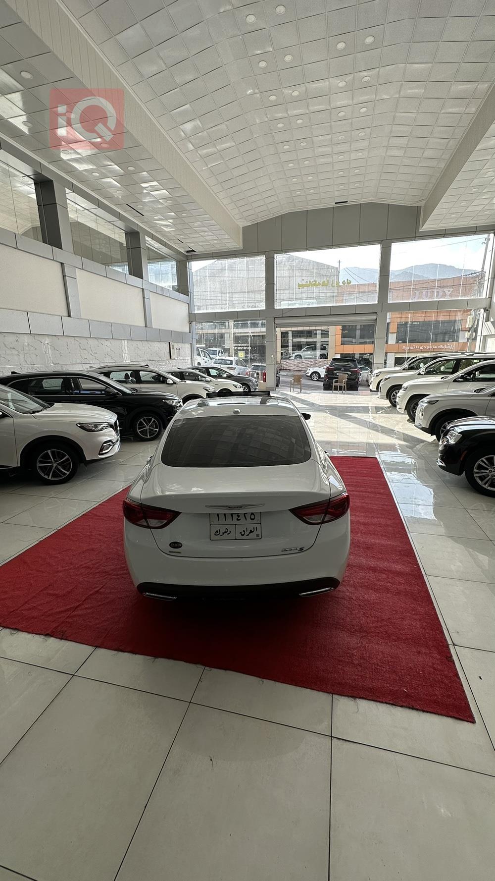 كرايسلر 200